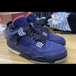 For sale air Jordan’s 4s blue $140📲347 481 9657